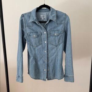 Universal Thread Light Blue Denim Shirt - Slim fit - size 6